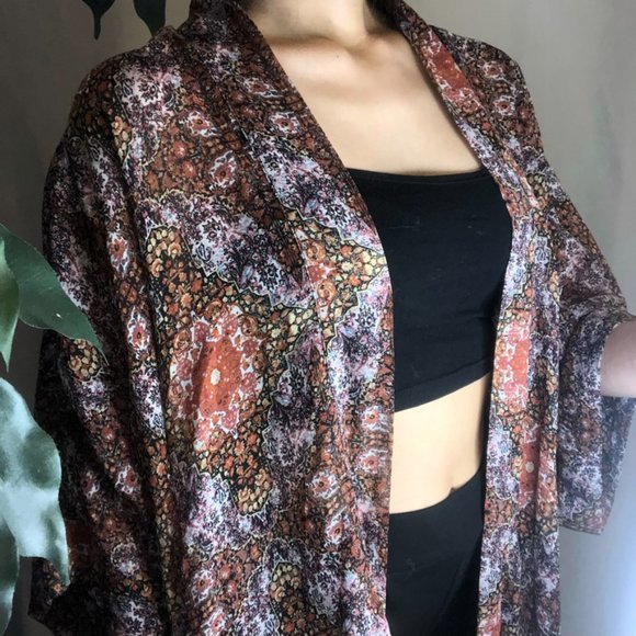 Colourful Warm Tone Patterned Kimono - Picture 8 of 12